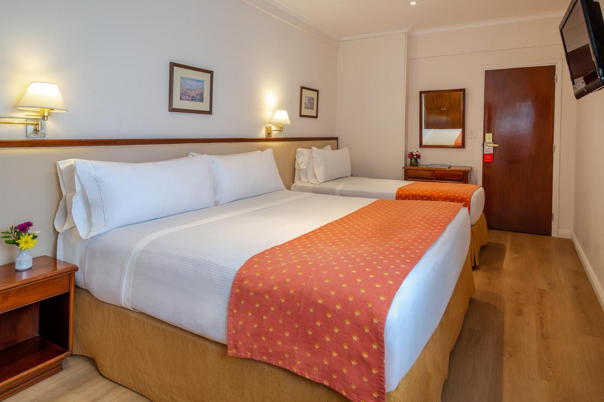 Hotel Iruna Mar del Plata Exterior photo